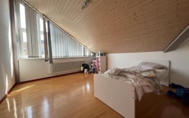 Attikawohnung 3.5 Zimmer - image - 3