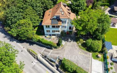 Einfamilienhaus 12.5 Zimmer - image - 1