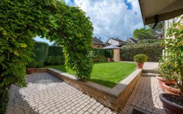 Single house - image - 3