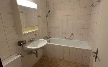 Apartment 4 rooms - image - 7