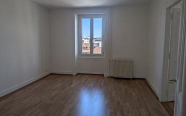 Apartment 4 rooms - image - 3