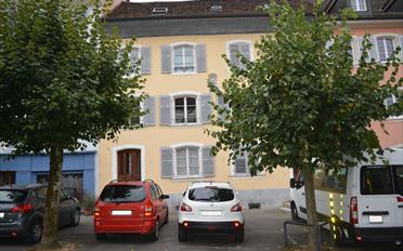 Immeuble résidentiel 11 pièces - image - 1