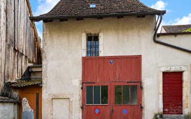 Residential building 20 rooms - image - 24
