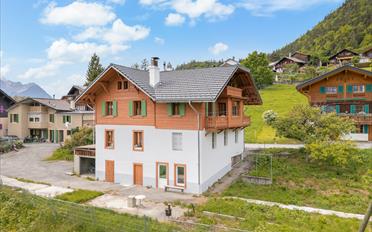 Single house 8 rooms - image - 10