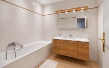 Apartment 4 rooms - image - 7