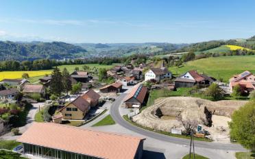 Einfamilienhaus 5.5 Zimmer - image - 1
