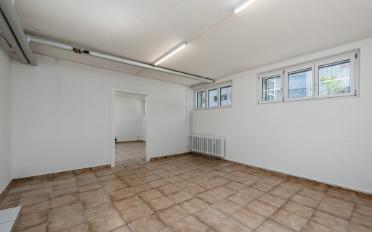 Commercial - image - 2