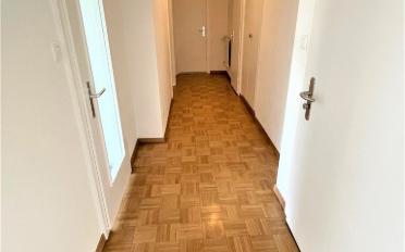 Apartment 4 rooms - image - 9