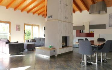 Villa 6.5 pièces - image - 1