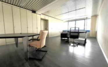 Bureau 6 pièces - image - 1