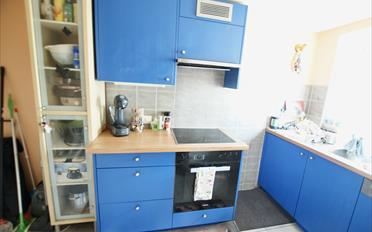 Residential building 20.5 rooms - image - 12