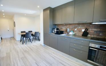 Apartment 4 rooms - image - 3