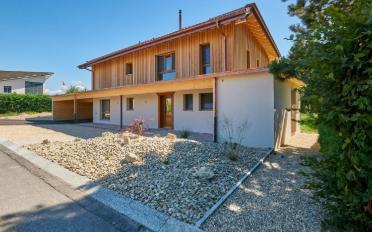 Einfamilienhaus 7.5 Zimmer - image - 1
