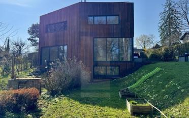 Maison contiguë 9 pièces - image - 1