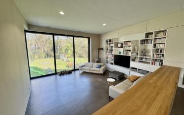 Maison contiguë 9 pièces - image - 6