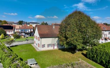 Einfamilienhaus 7.5 Zimmer - image - 1