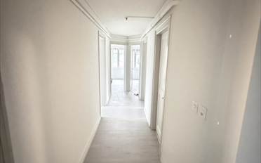 Apartment 4 rooms - image - 10