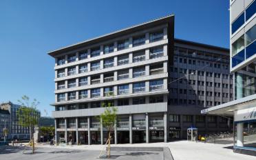 Place souterraine - image - 2