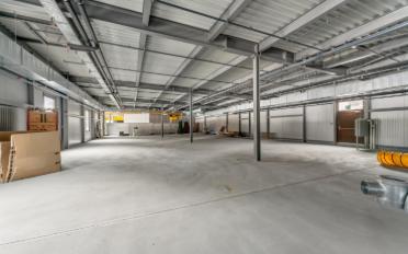 Commercial - image - 3