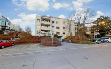 offener Parkplatz - image - 1