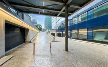 Moto Hallenplatz - image - 2
