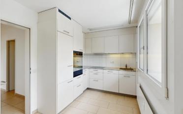 Apartment 4 rooms - image - 3