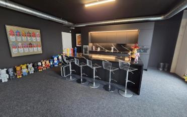 Office - image - 3