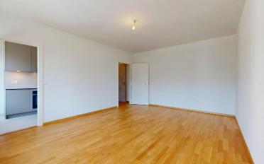 Apartment 4 rooms - image - 7