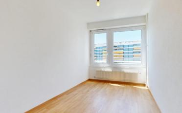 Apartment 4 rooms - image - 8