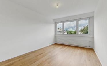 Apartment 4 rooms - image - 4