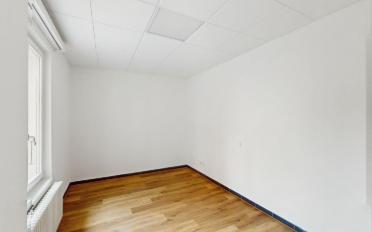 Apartment 2.5 rooms - image - 8