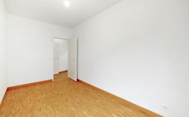 Apartment 4 rooms - image - 6