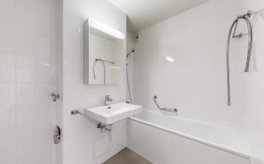 Apartment 4 rooms - image - 7