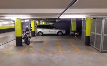Covered parking place bike - image - 5