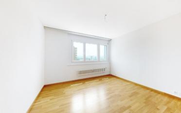 Apartment 4 rooms - image - 6