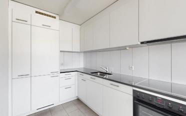Apartment 4 rooms - image - 2