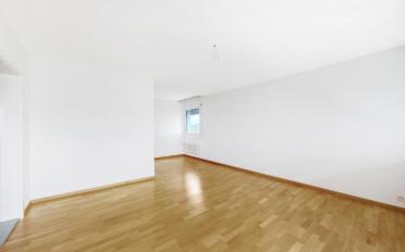 Apartment 4 rooms - image - 3