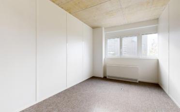 Office - image - 8