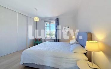 Apartment 4 rooms - image - 4