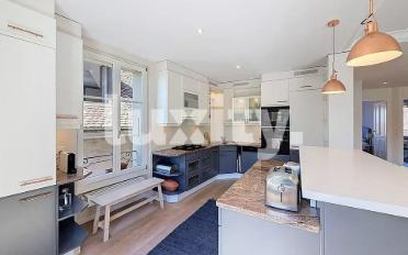 Apartment 4 rooms - image - 3