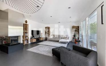 Maison 8 pièces - image - 2