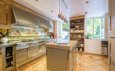 Maison 20 pièces - image - 11