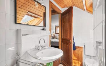 Single house 8 rooms - image - 12