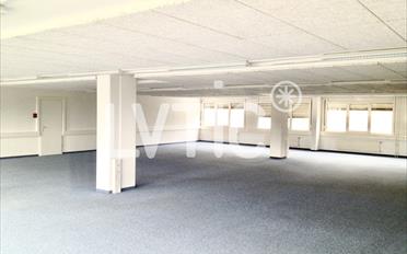 Office - image - 6