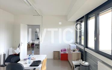 Office - image - 2