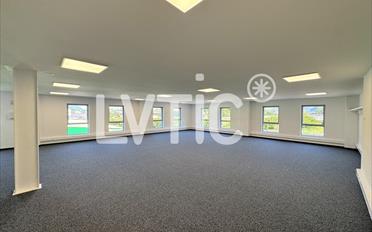 Office - image - 1