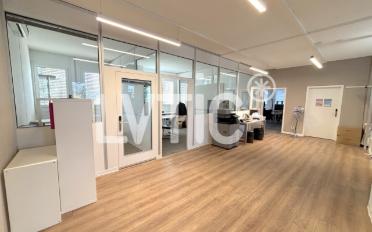 Office - image - 1