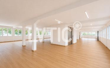 Office - image - 1
