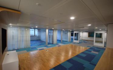Office - image - 4