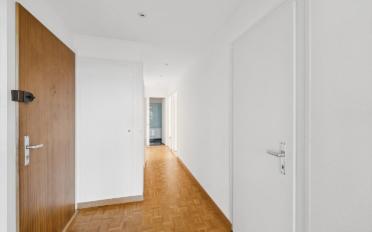 Apartment 4 rooms - image - 6